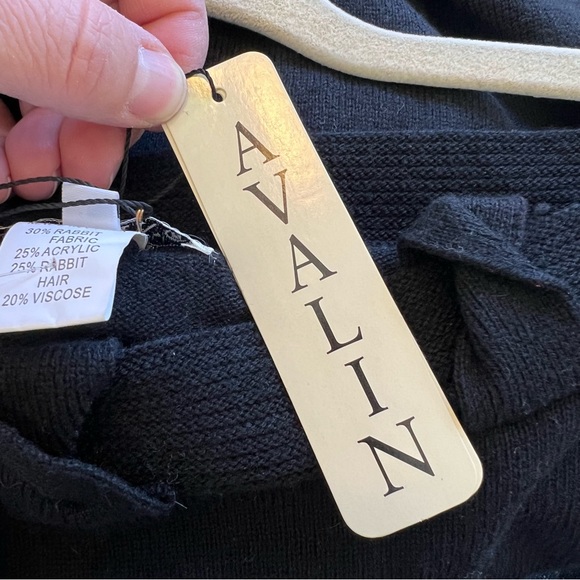 Avalin NWT Black Rabbit Fabric Short Sleeve Belted Boat Neck Tunic Sweater Large - Picture 6 of 8